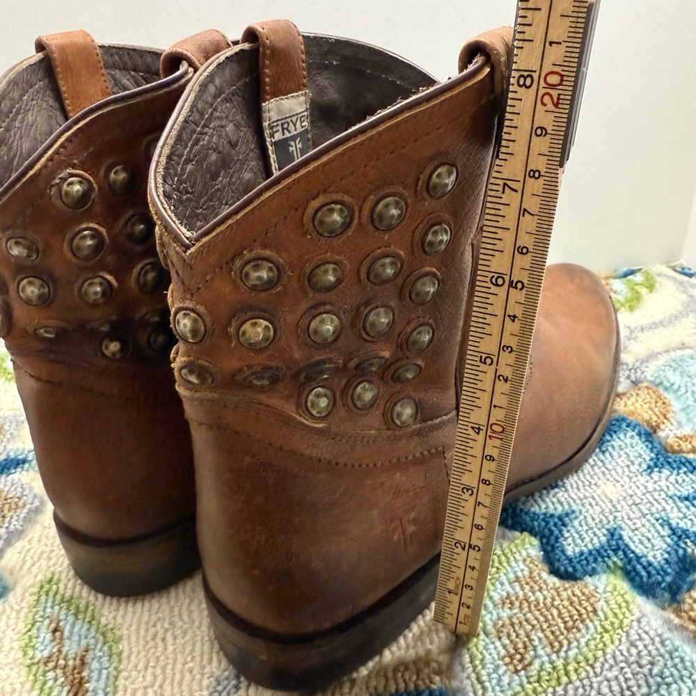 Frye Wyatt stud disc ankle boots brown size 11 - Picture 5 of 6
